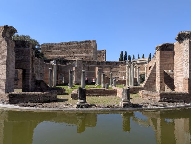 Villa Adriana13
